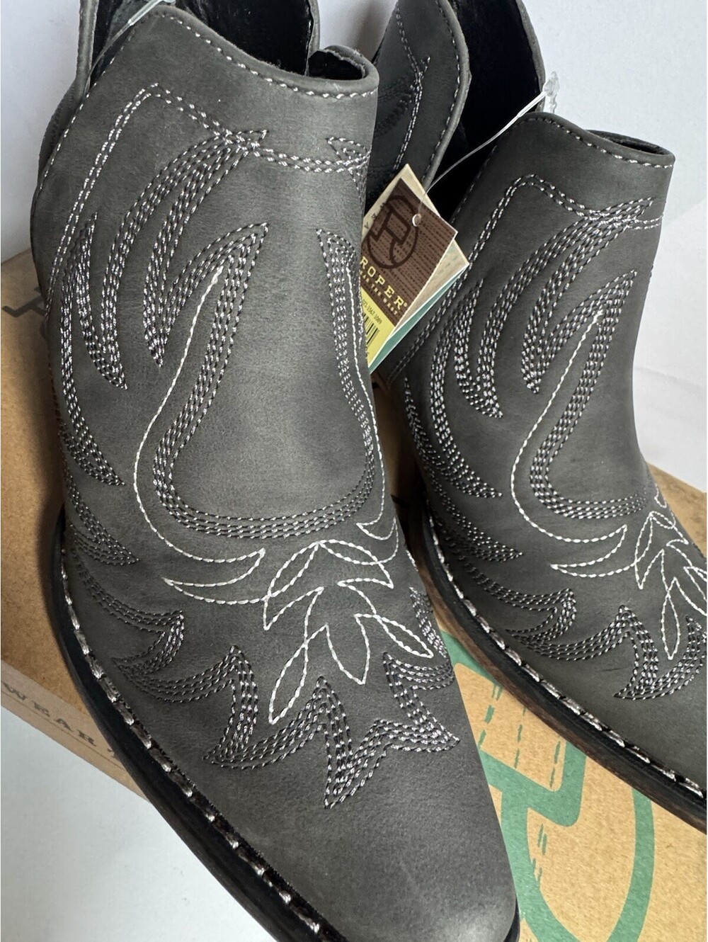 Roper Ava Embroidered Snip Toe Cowboy Booties Womens 7 Grey NWIB NWT - Picture 6 of 11